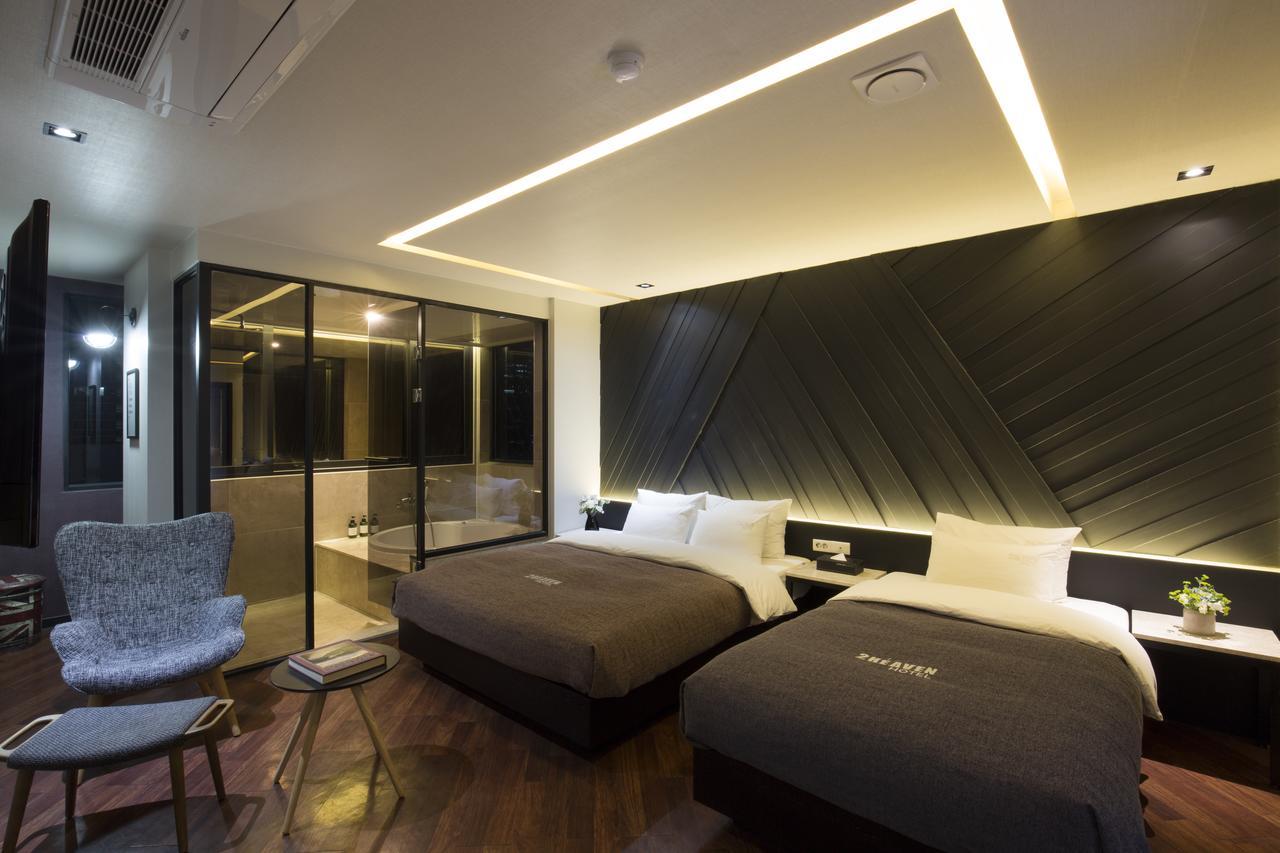2 Heaven Hotel Seomyeon Пусан Экстерьер фото